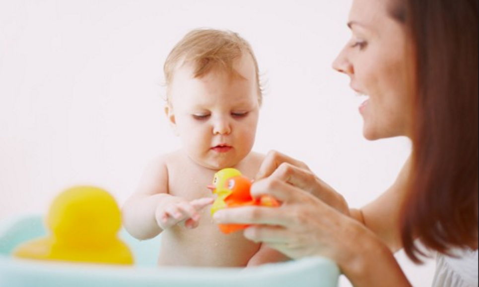 Top Ten All-Time Best Bathtub Games To Play With Your Baby & Toddler In The Tub